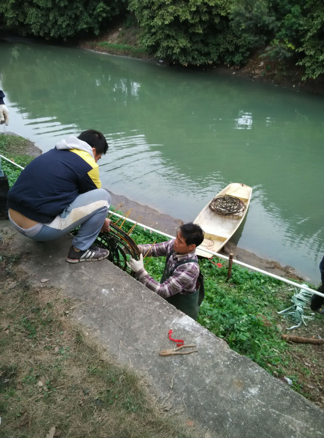 龍鐵沉水式風(fēng)機(jī)安裝